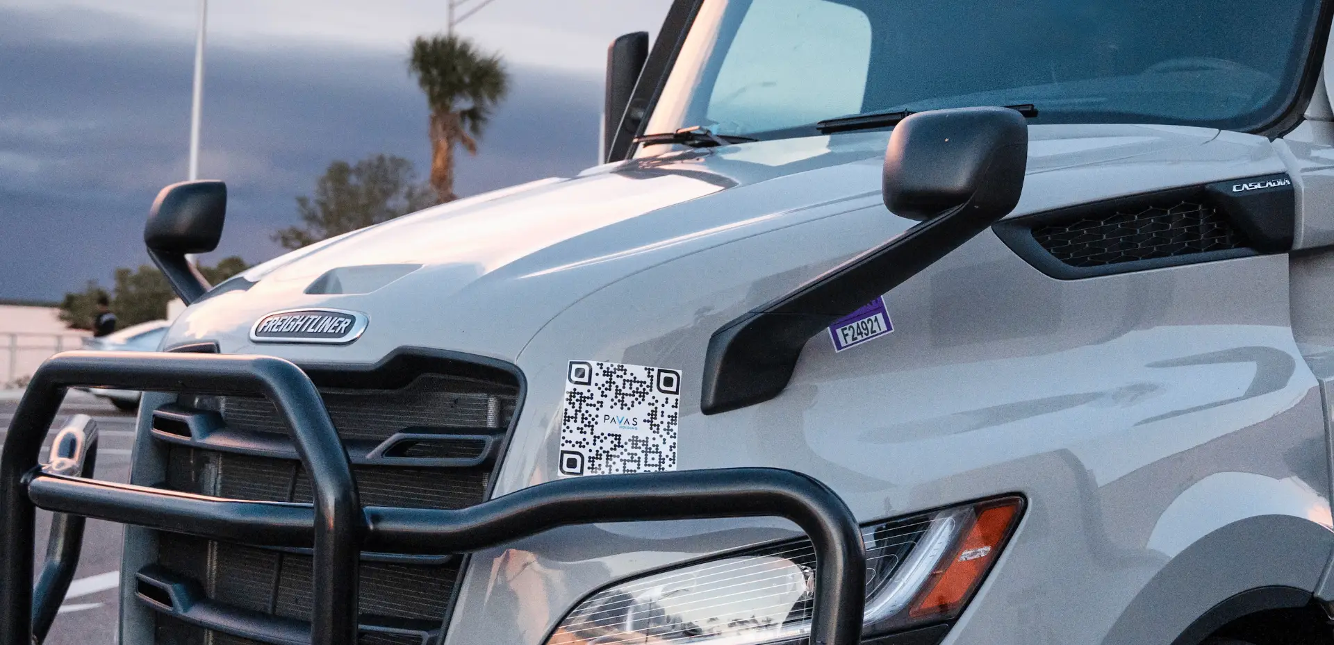 PAVAS QR code on truck